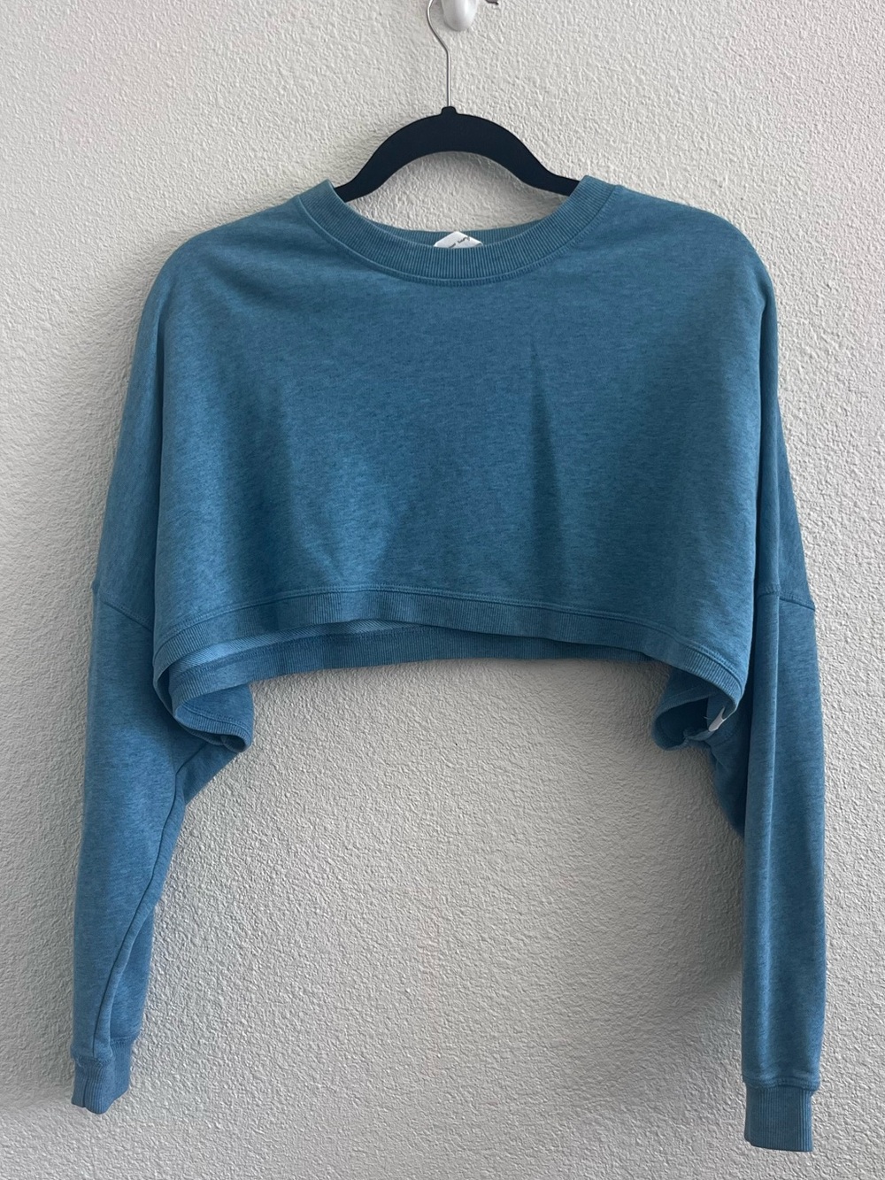 Urban Outfitters Cropped Crewneck Sweatshirt - Teal Blue - Picture 1 of 4
